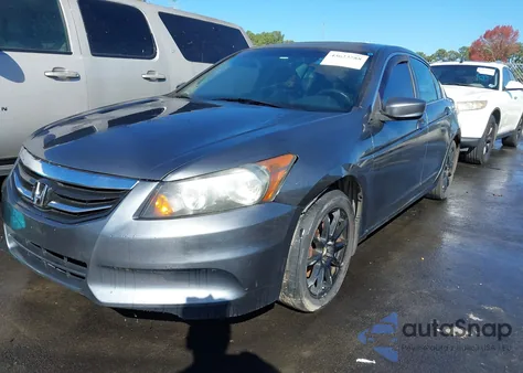 2011 Honda Accord 2.4 Ex-L из США, поврежденный, VIN 1HGCP2F80BA094655